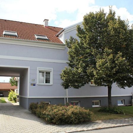 Appartement Berni Strebersdorf ภายนอก รูปภาพ