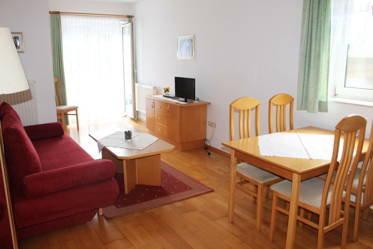 Appartement Berni Strebersdorf ภายนอก รูปภาพ
