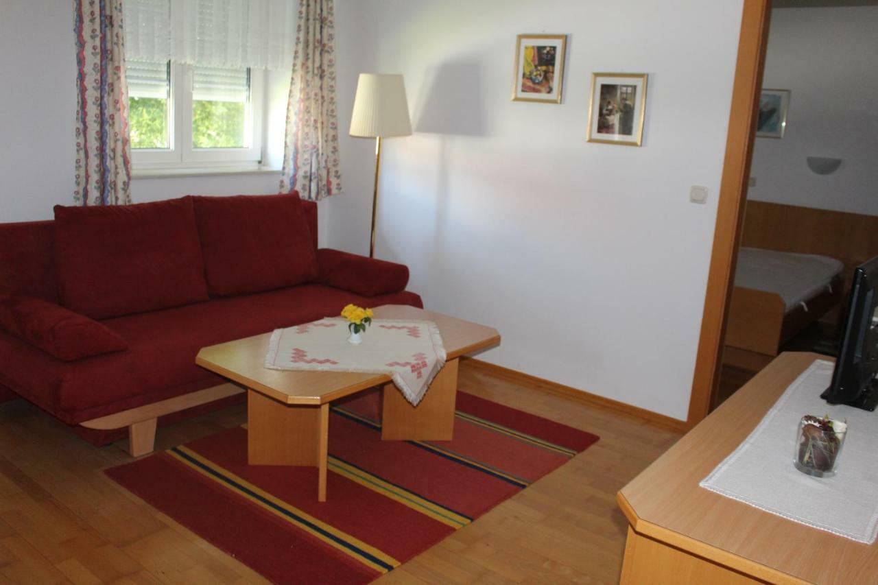 Appartement Berni Strebersdorf ภายนอก รูปภาพ