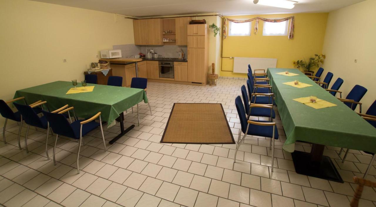 Appartement Berni Strebersdorf ภายนอก รูปภาพ