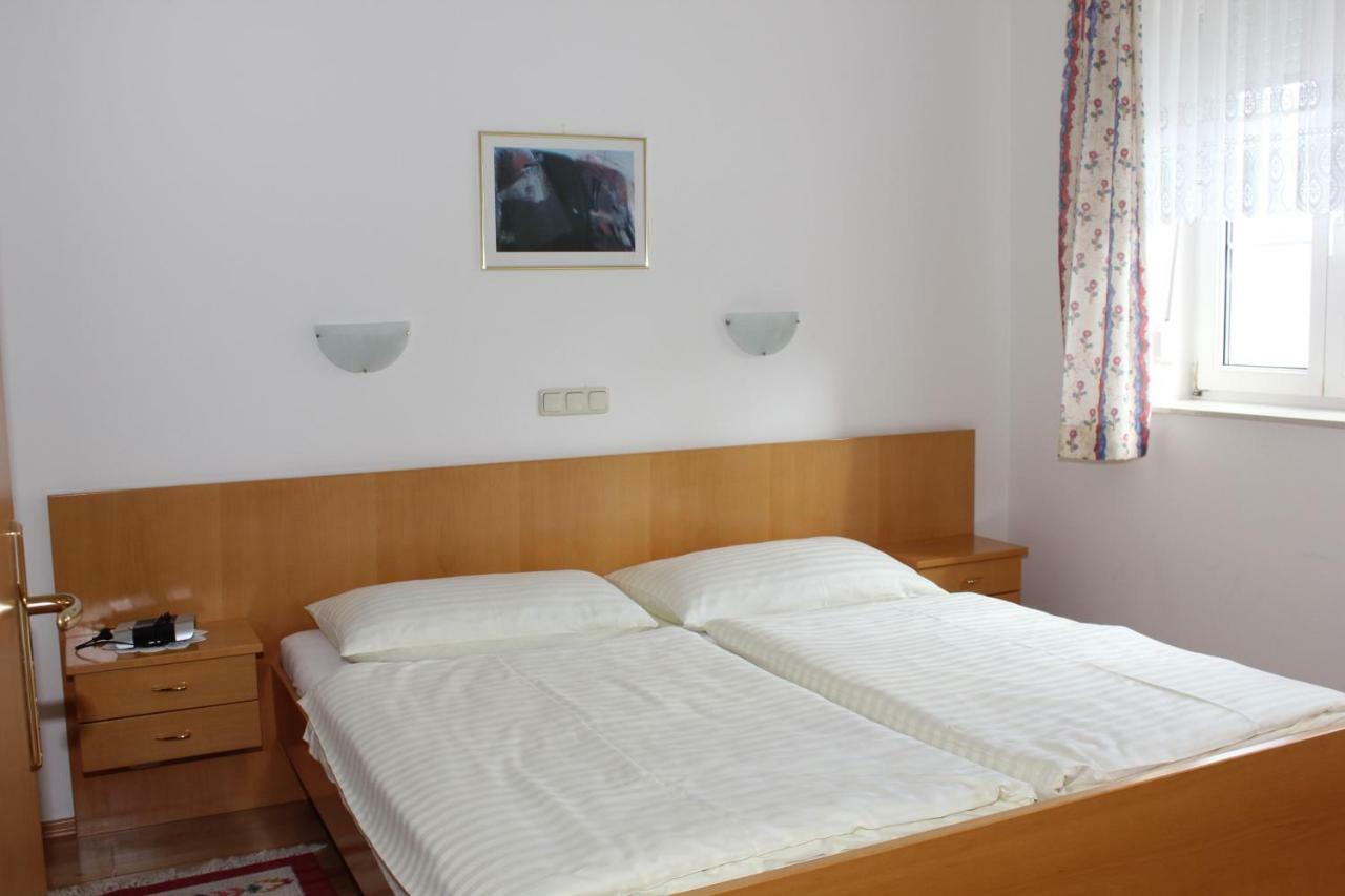 Appartement Berni Strebersdorf ภายนอก รูปภาพ